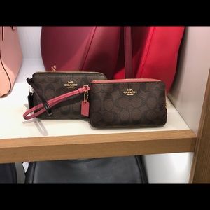 Coach wristlet wallet